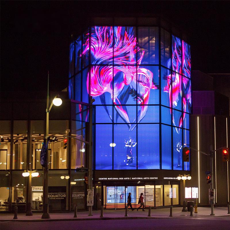 Outdoor transparent LED display 
