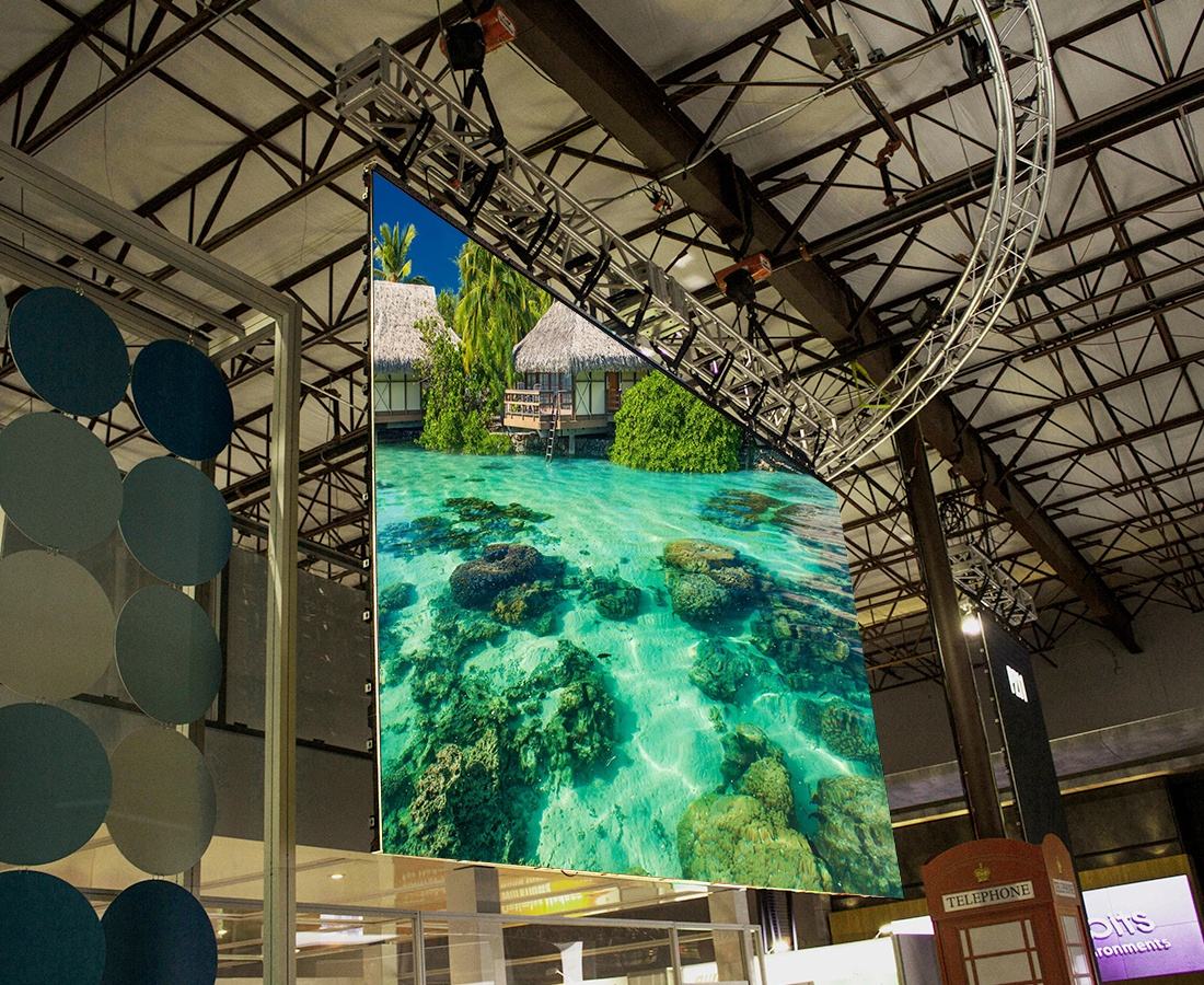 Indoor Full-color LED Double-sided Screen for Shopping Malls